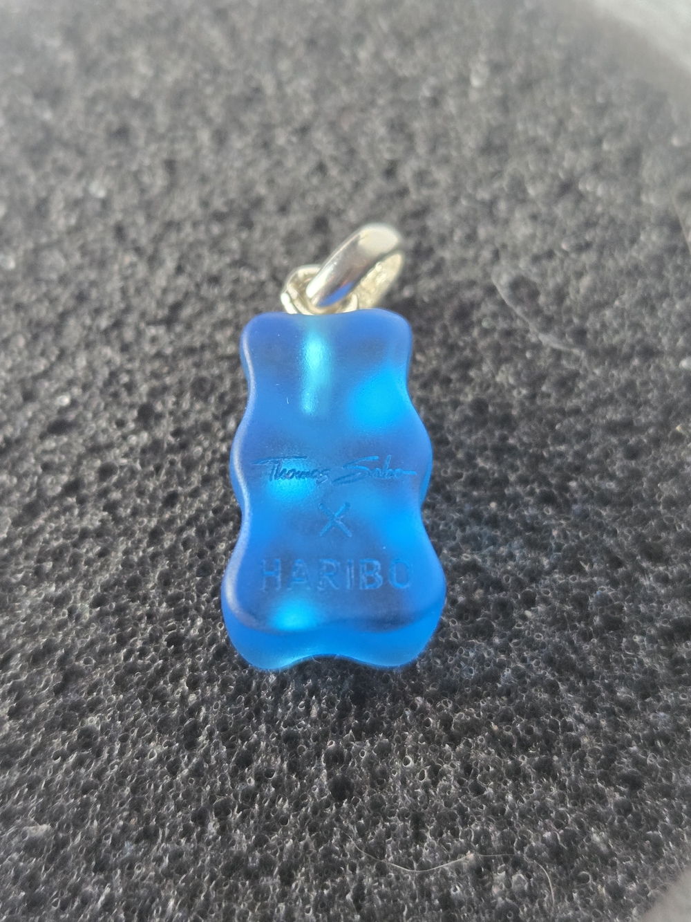 Thomas Sabo x HARIBO Blue Gummy Bear Charm - Picture 4 of 7